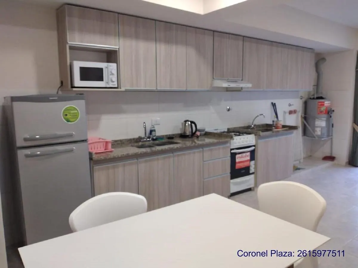 Coronel Plaza 172 Apartamento Mendoza